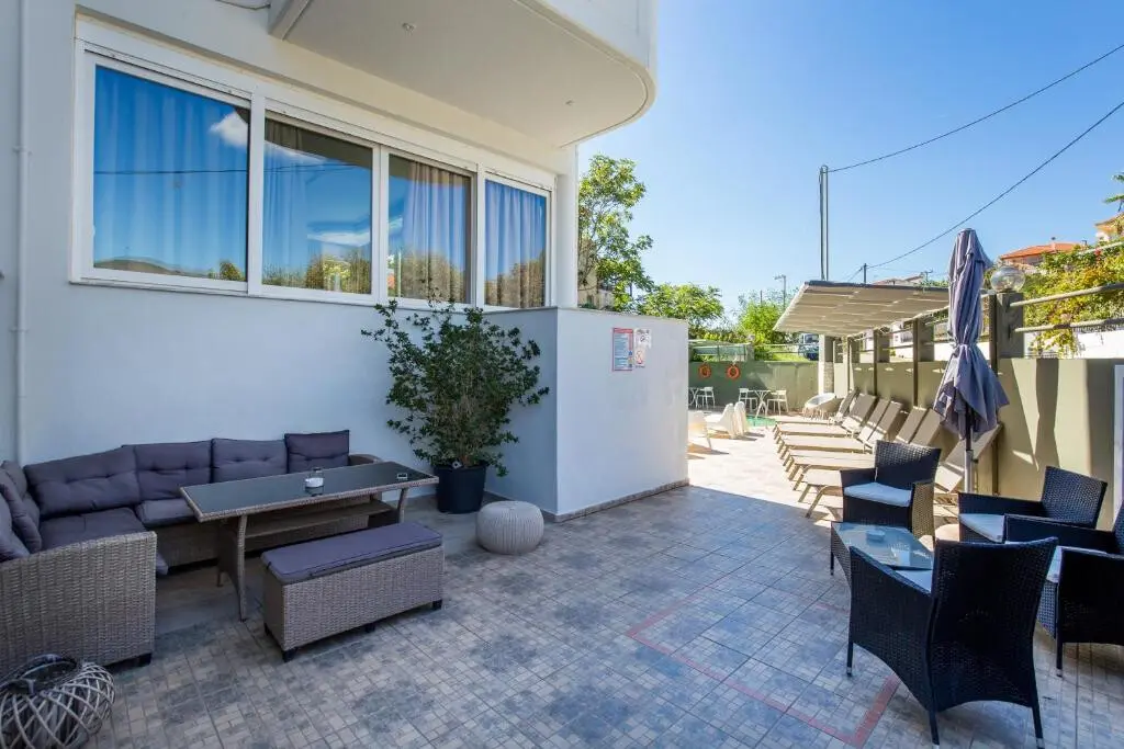 Hotel Of 720 M² In Thassos