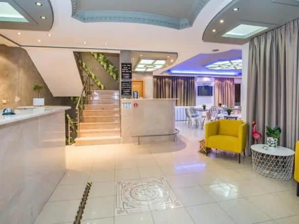 Hotel Of 720 M² In Thassos