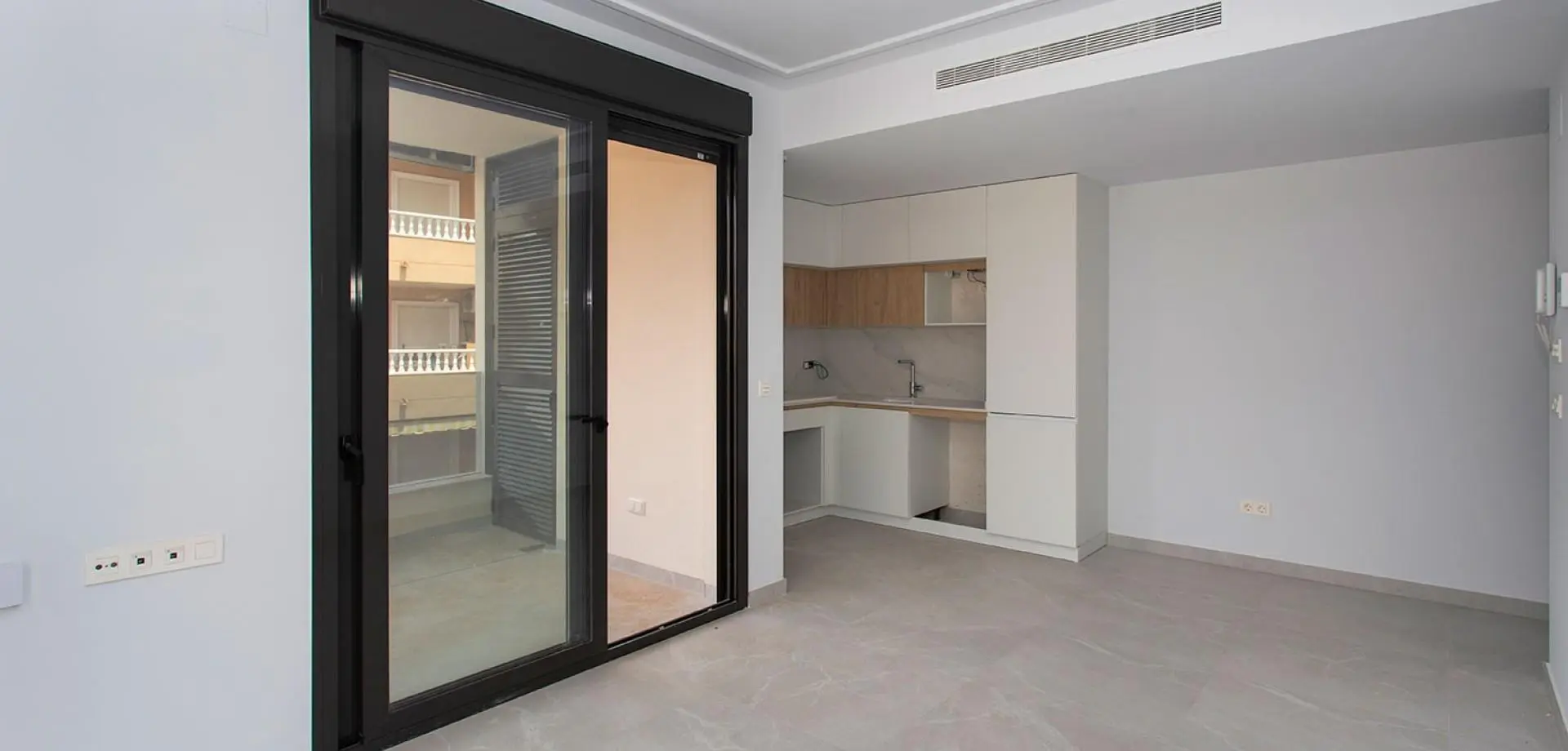 Apartment 88 M² In Torrevieja, Spain – Mediter Real Estate