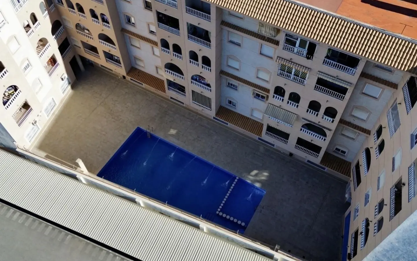 2-bedroom Apartment In Torrevieja, Spain (65 M²)