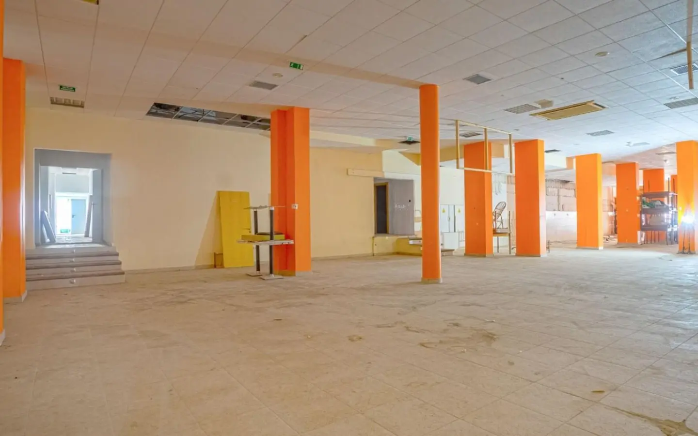Commercial Unit 722 M² In Torrevieja, Spain – Mediter Real Estate