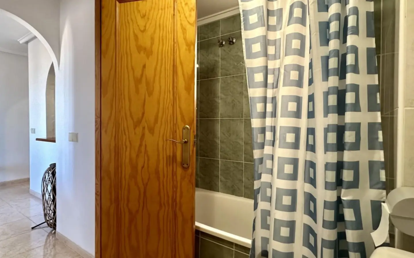 2-bedroom Apartment In Torrevieja, Spain (65 M²)