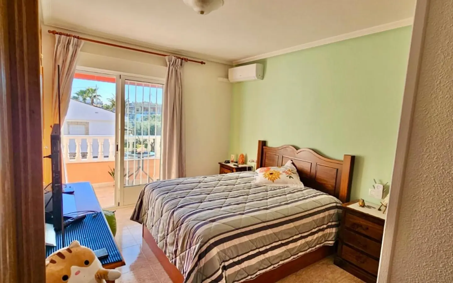 3-bedroom Terraced House In Santiago De La Ribera, Spain (155 M²)