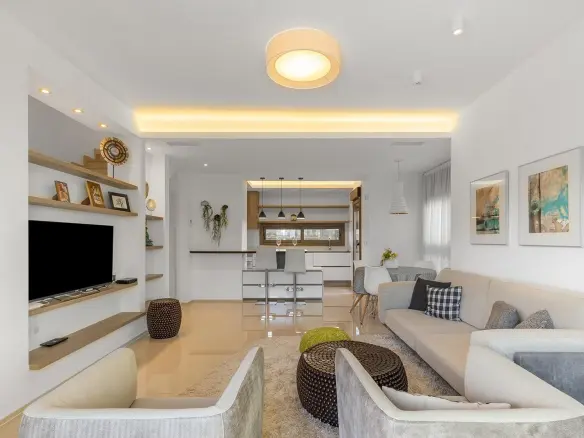 3-bedroom Duplex In Rojales, Spain (124 M²)