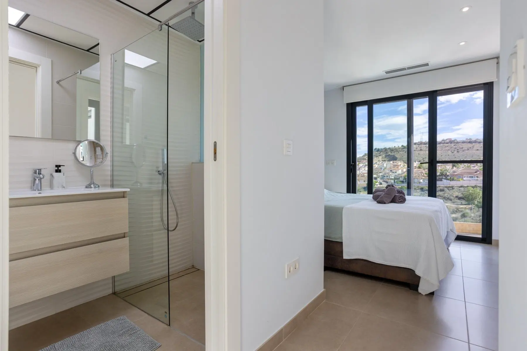 Villa 127 M² In Benijofar, Spain – Mediter Real Estate**title:** 3 Beds Villa In Benijofar, Spanish Suburb