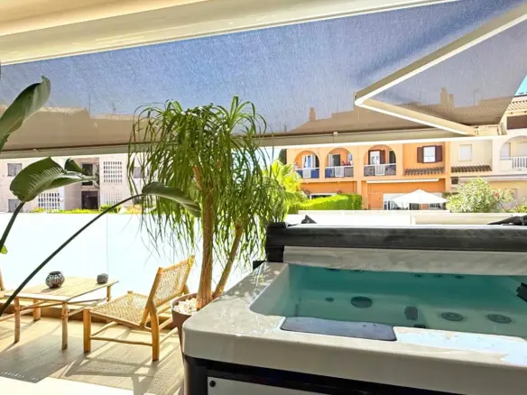3-bedroom Apartment In Cabo De Palos, Spain (100 M²)