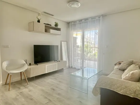 3-bedroom Apartment In Orihuela Costa, Spain (82 M²)
