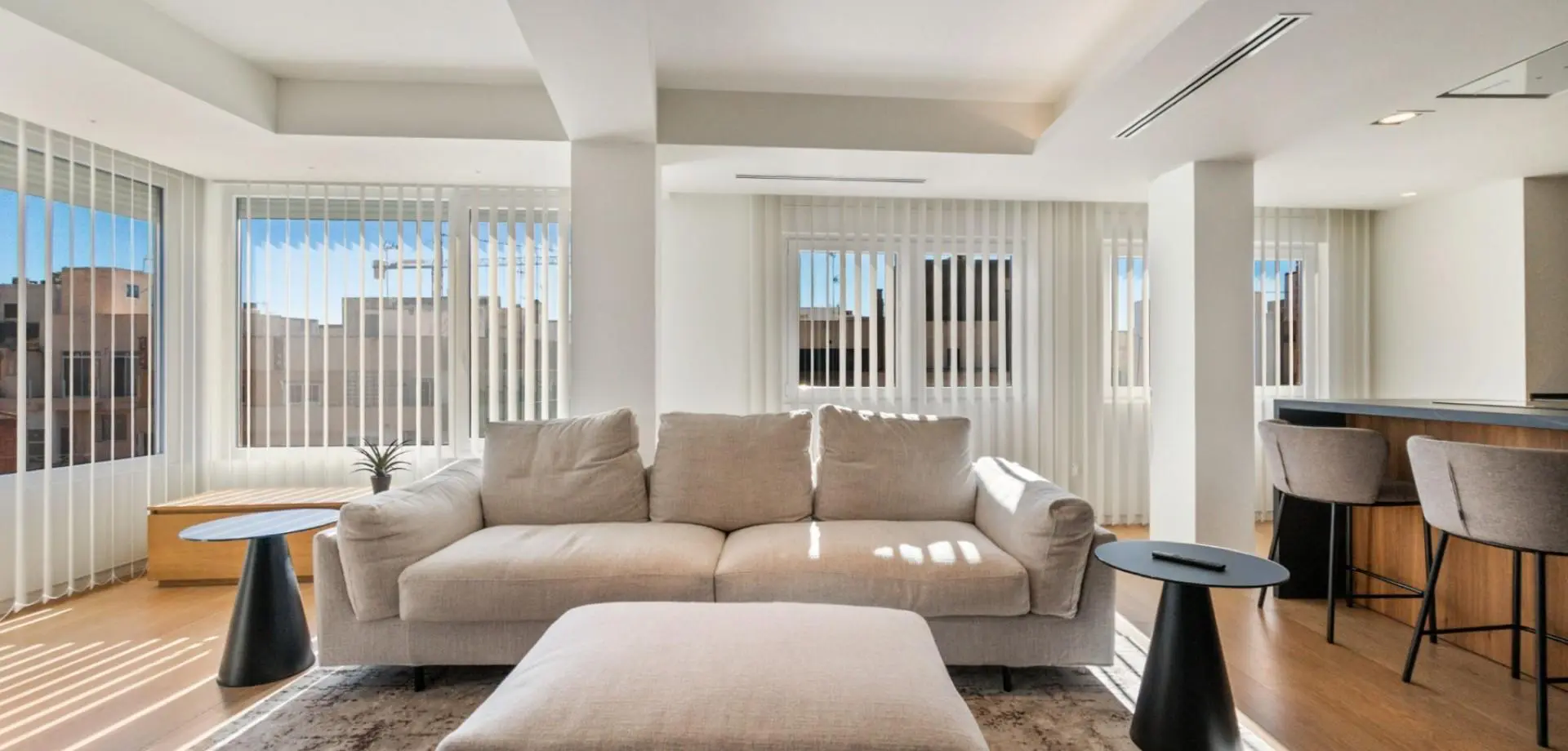 Apartment Of 160 M² In Torrevieja, Spain