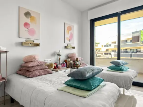 3-bedroom Apartment In Orihuela Costa, Spain (109 M²)