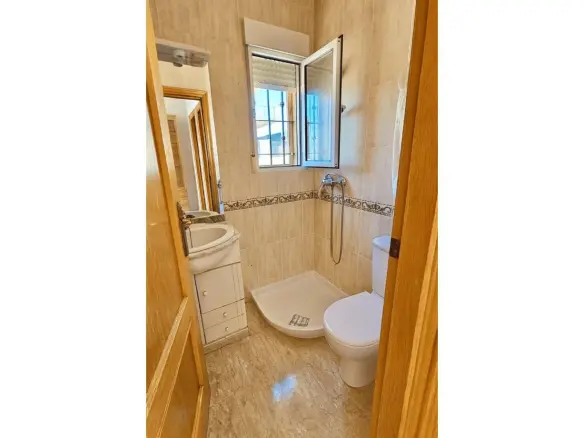 3-bedroom Terraced House In Santiago De La Ribera, Spain (155 M²)