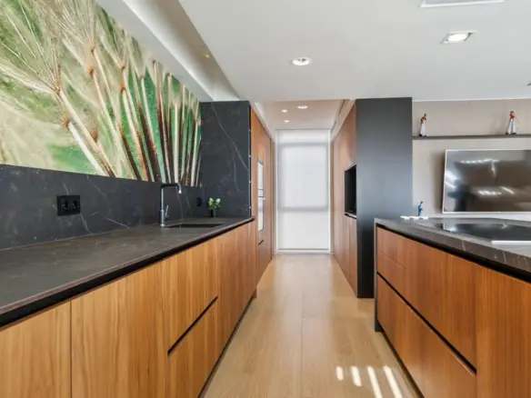 2-bedroom Apartment In Torrevieja, Spain (160 M²)