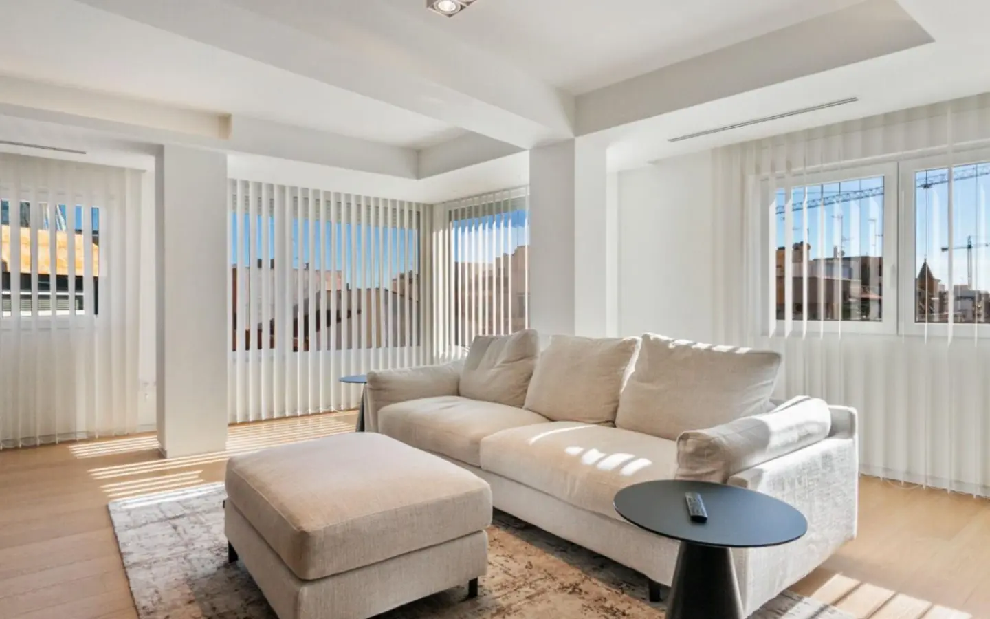2-bedroom Apartment In Torrevieja, Spain (160 M²)