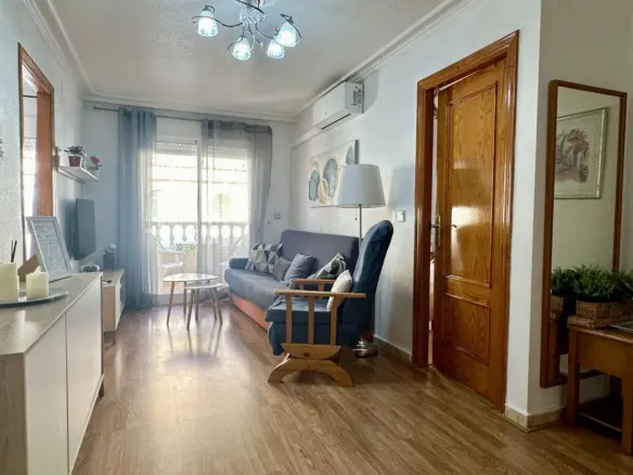 2-bedroom Apartment In Torrevieja, Spain (58 M²)