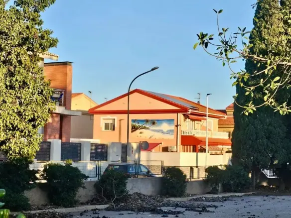 3-bedroom Terraced House In Santiago De La Ribera, Spain (155 M²)