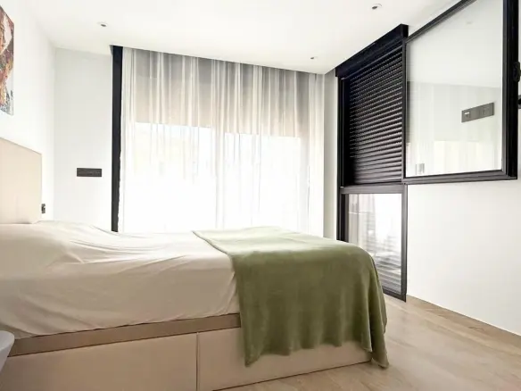 3-bedroom Villa In Orihuela Costa, Spain (190 M²)