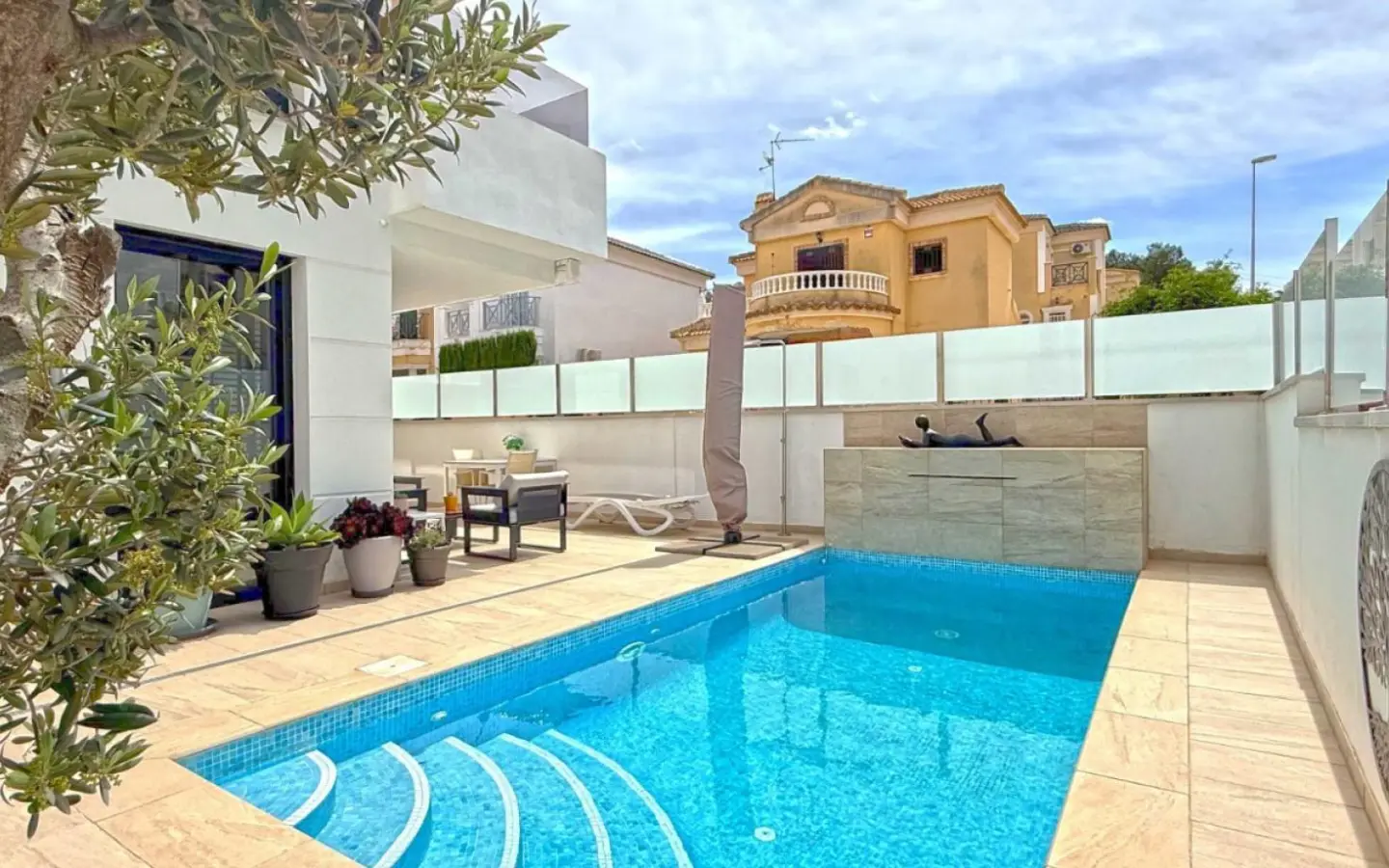 3-bedroom Villa In Orihuela Costa, Spain (190 M²)