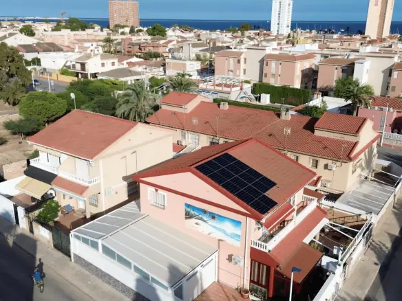 3-bedroom Terraced House In Santiago De La Ribera, Spain (155 M²)