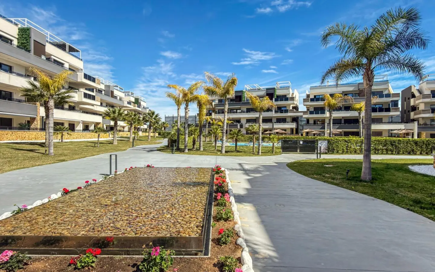 3-bedroom Apartment In Orihuela Costa, Spain (109 M²)