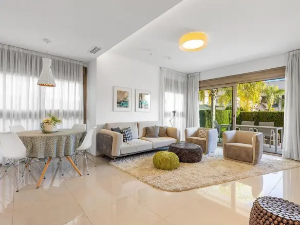 3-bedroom Duplex In Rojales, Spain (124 M²)