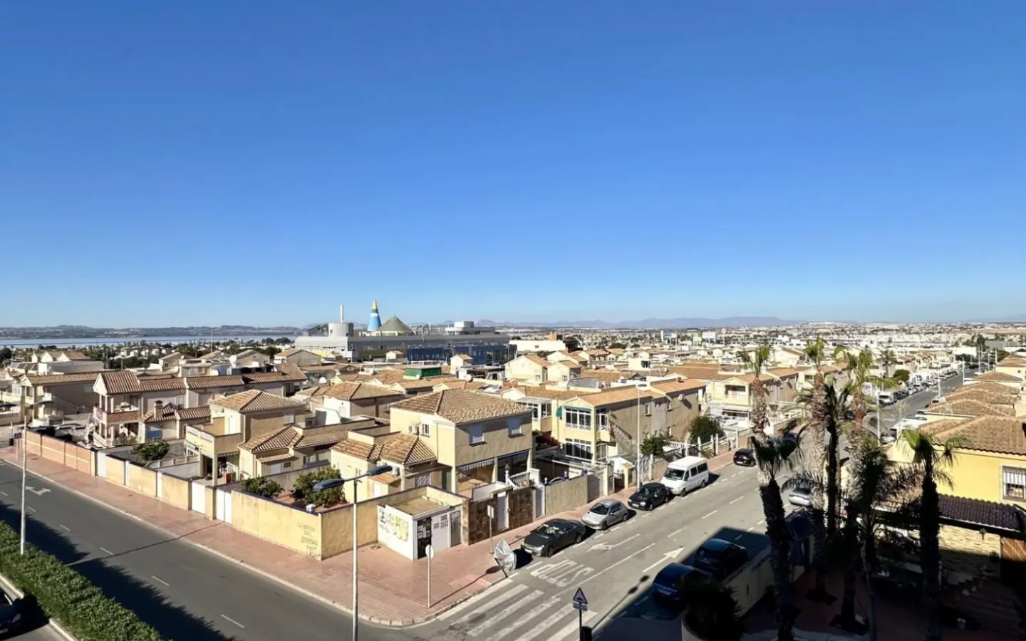 2-bedroom Apartment In Torrevieja, Spain (65 M²)