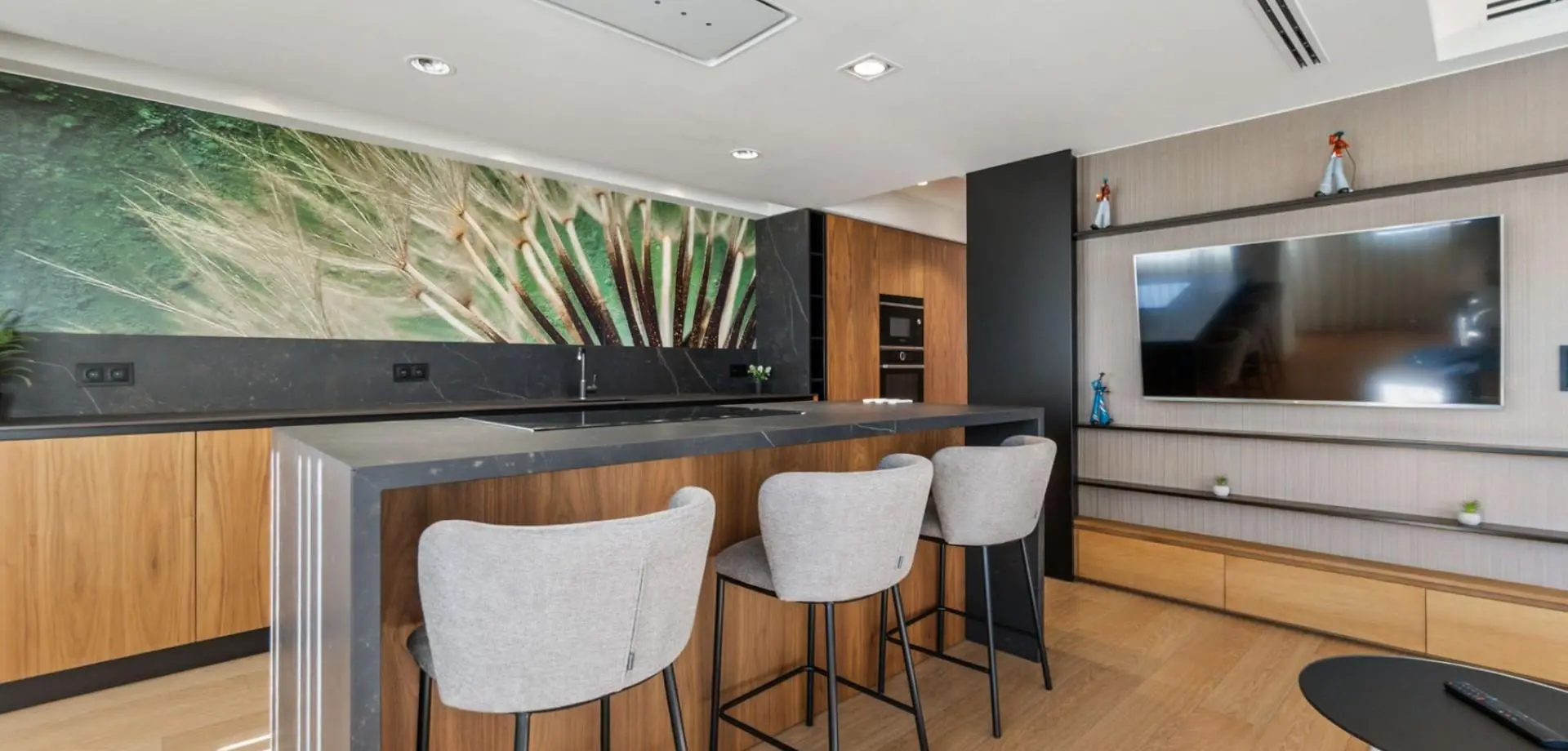 Apartment Of 160 M² In Torrevieja, Spain