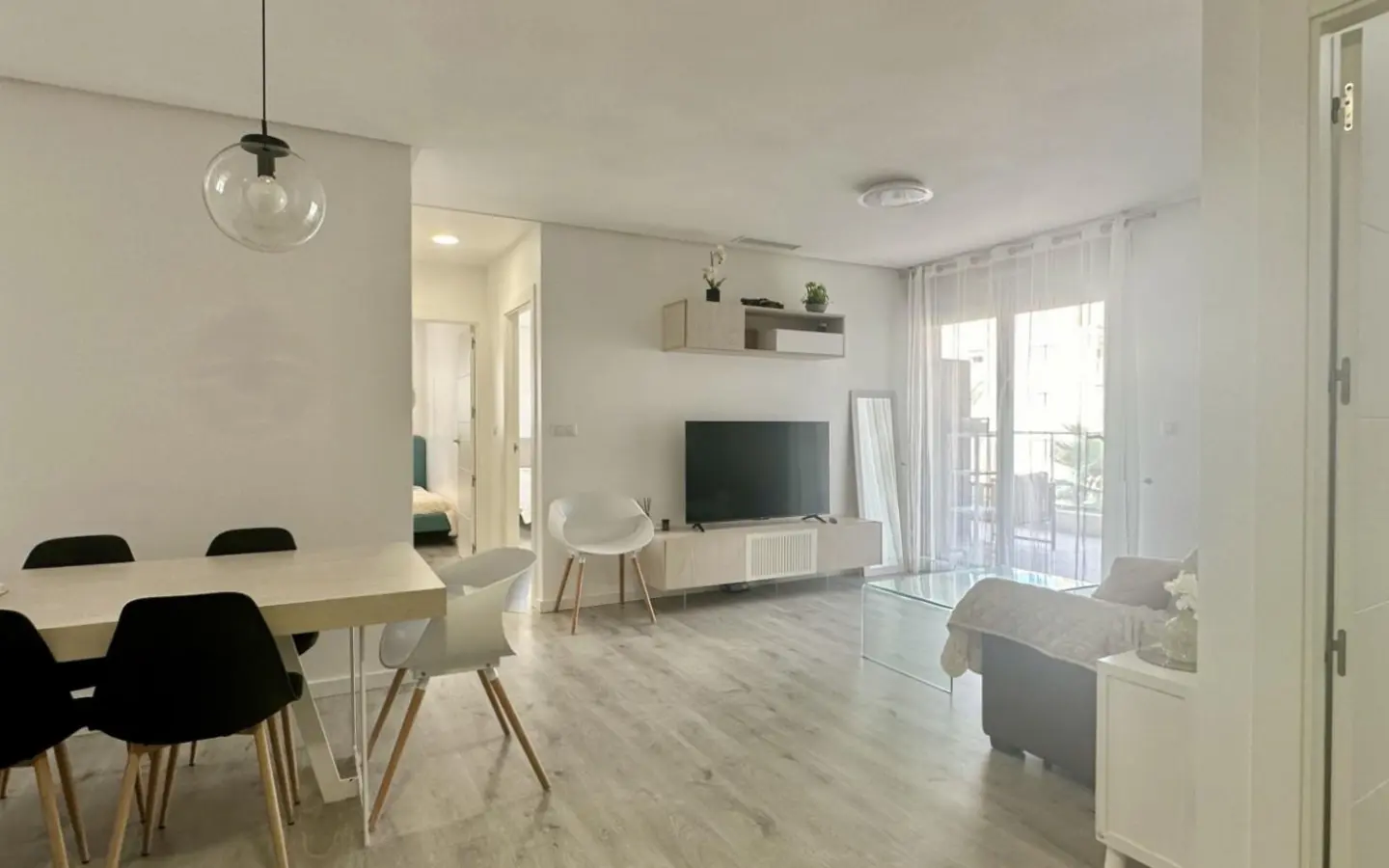 3-bedroom Apartment In Orihuela Costa, Spain (82 M²)