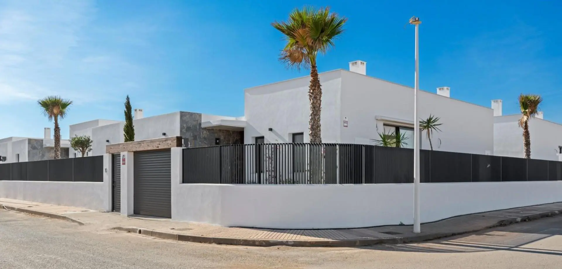 Villa 154 M² In Cartagena, Spain – Mediter Real Estate**title:** 154 M² Villa In Cartagena With Coastal Views