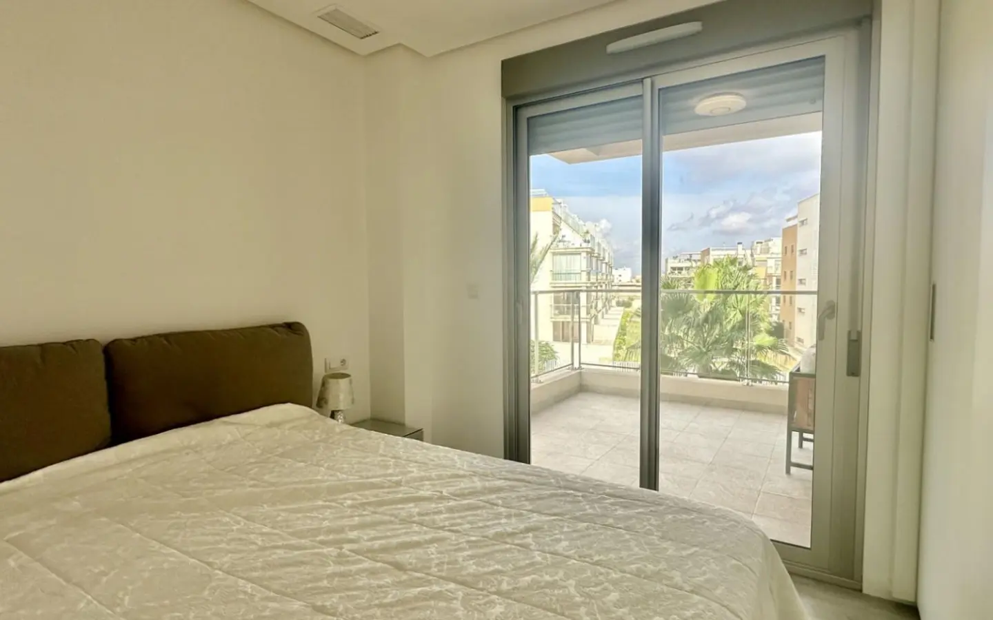 3-bedroom Apartment In Orihuela Costa, Spain (82 M²)