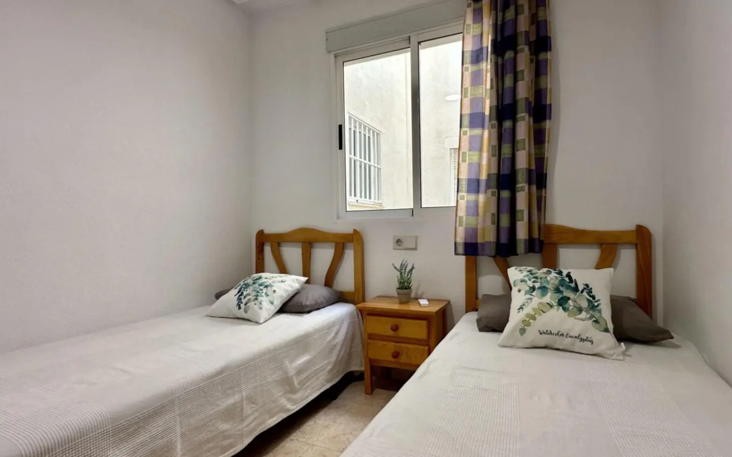 2-bedroom Apartment In Torrevieja, Spain (65 M²)