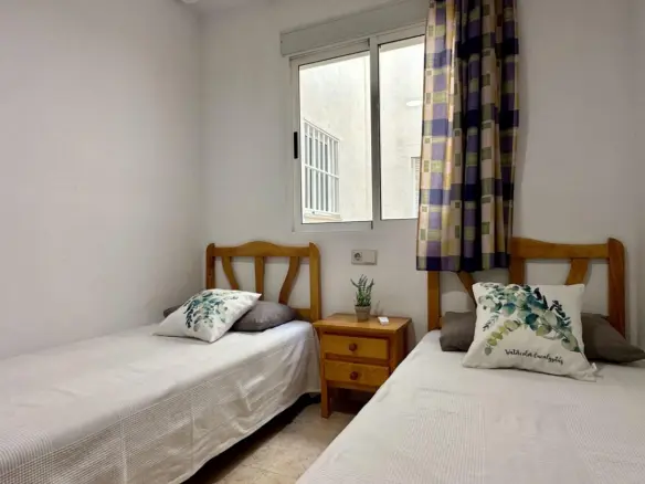 2-bedroom Apartment In Torrevieja, Spain (65 M²)