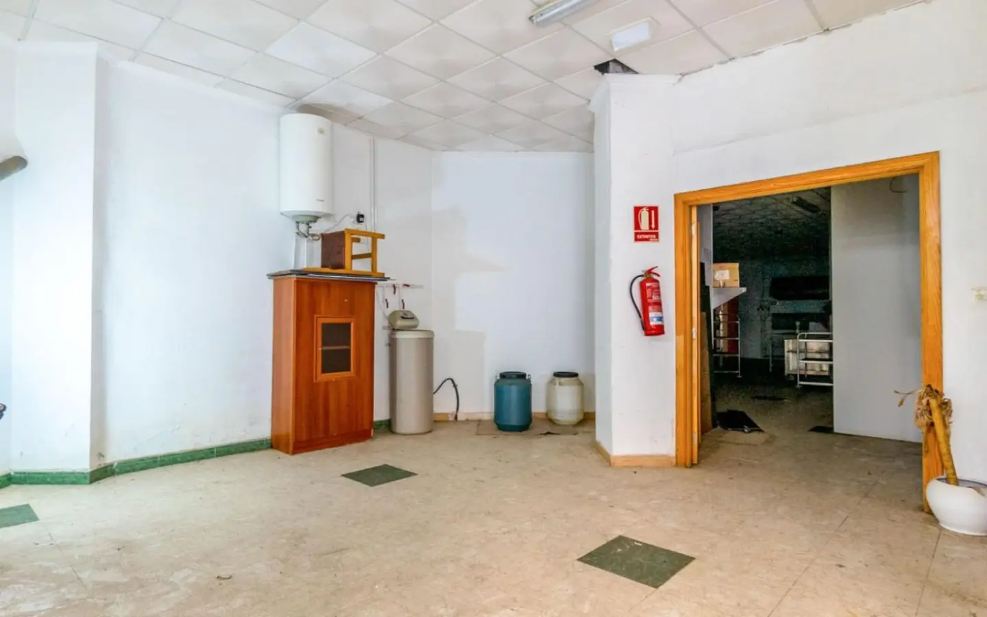 Commercial Unit 722 M² In Torrevieja, Spain – Mediter Real Estate