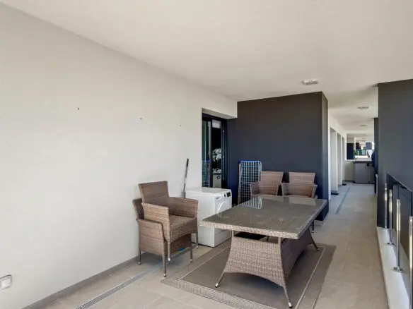3-bedroom Apartment In Orihuela Costa, Spain (109 M²)