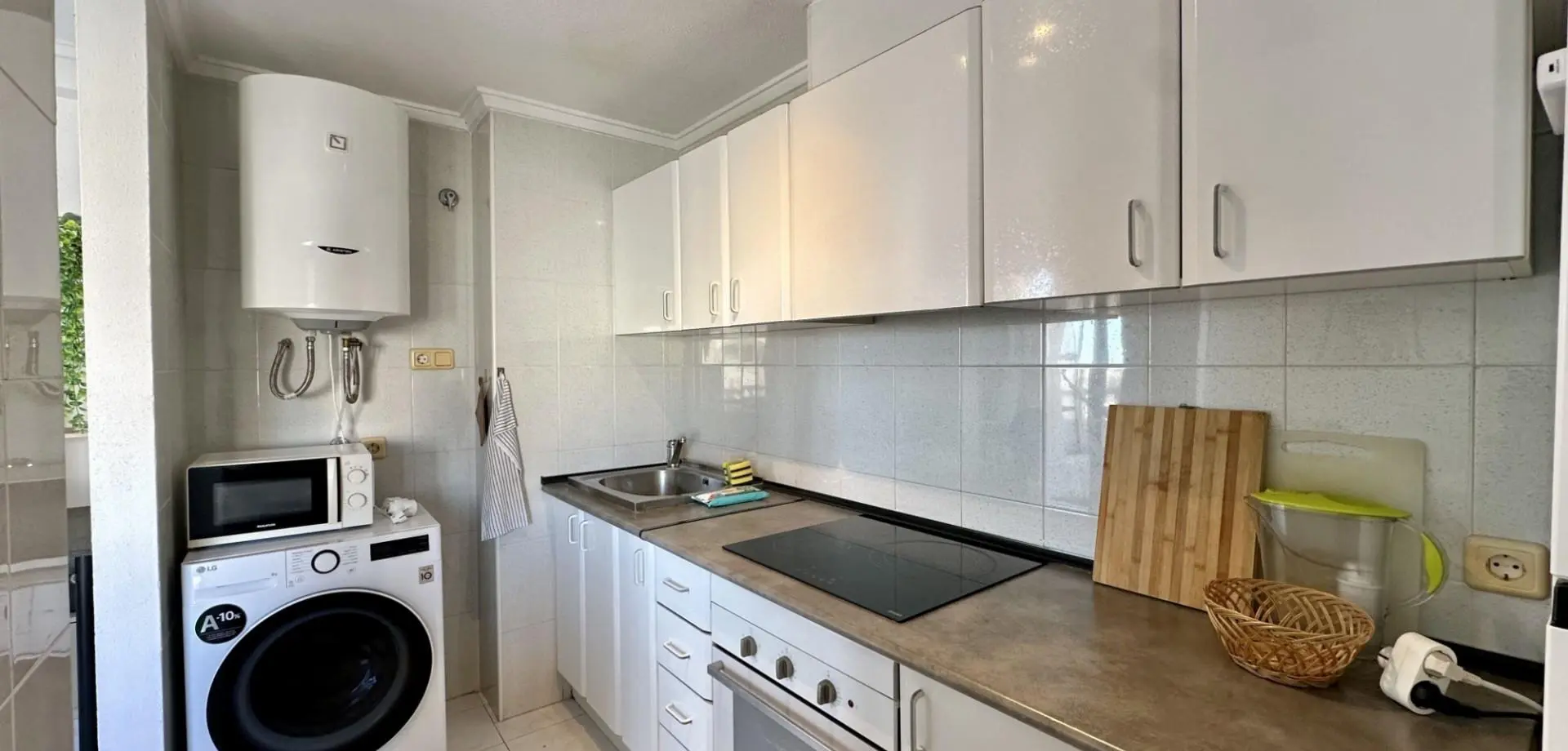 Apartment Of 57 M² In Torrevieja, Spain