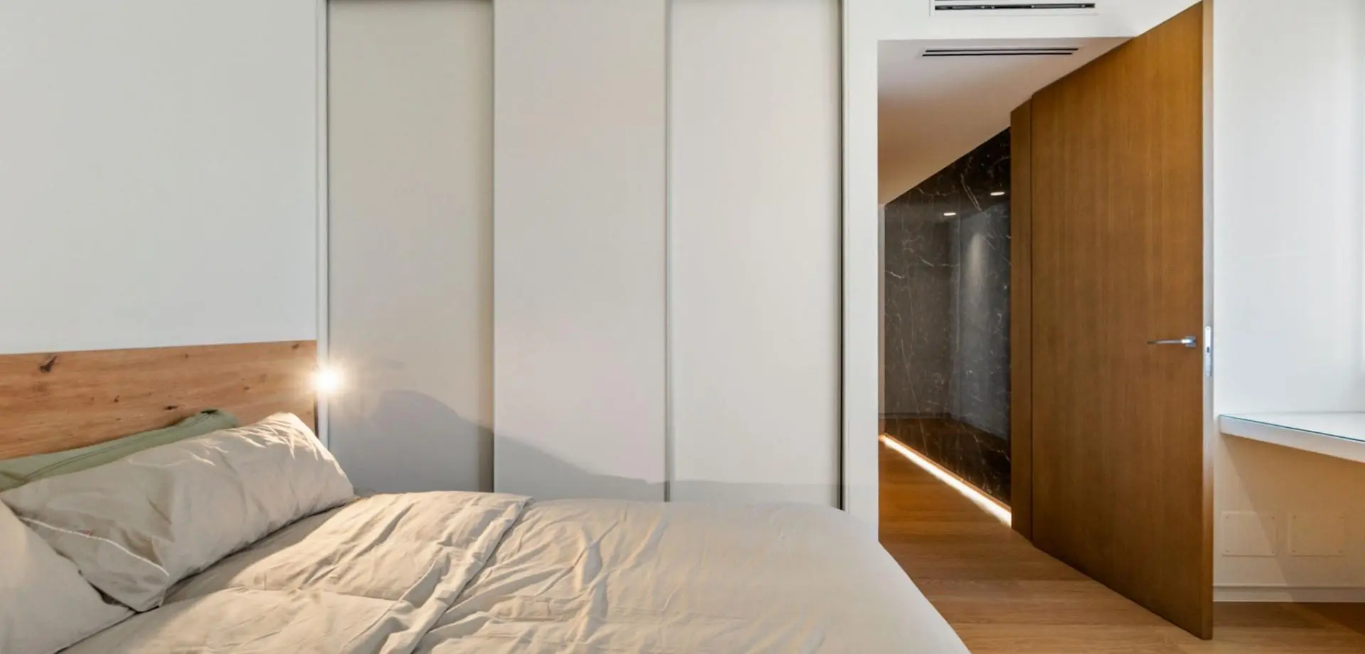 Apartment Of 160 M² In Torrevieja, Spain