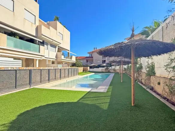 3-bedroom Apartment In Cabo De Palos, Spain (100 M²)