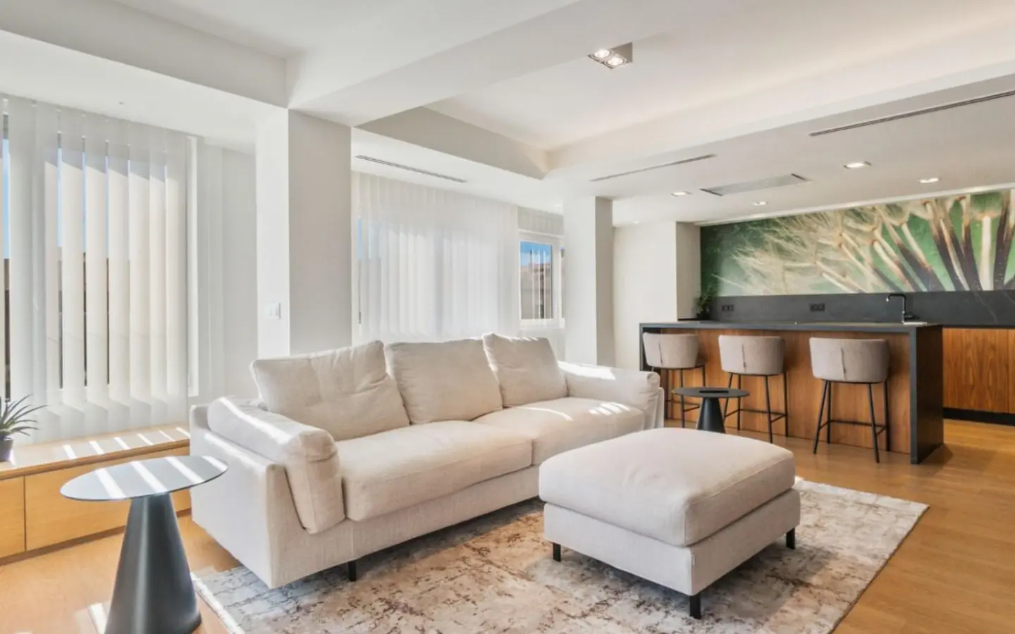 2-bedroom Apartment In Torrevieja, Spain (160 M²)