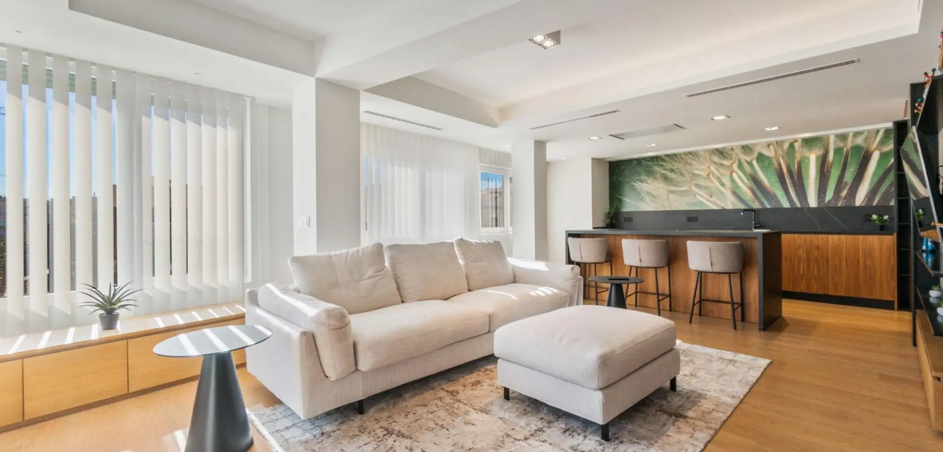 Apartment Of 160 M² In Torrevieja, Spain