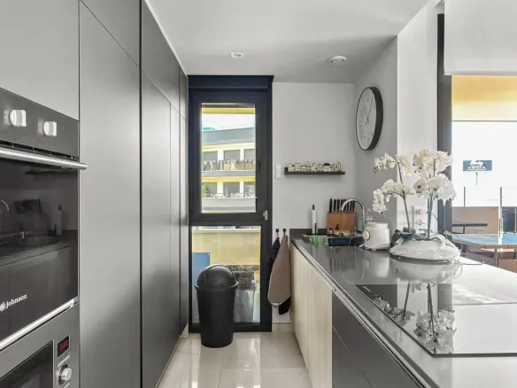 3-bedroom Apartment In Orihuela Costa, Spain (109 M²)