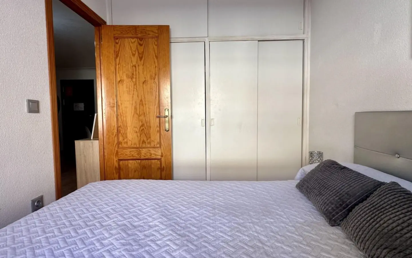 2-bedroom Apartment In Torrevieja, Spain (58 M²)