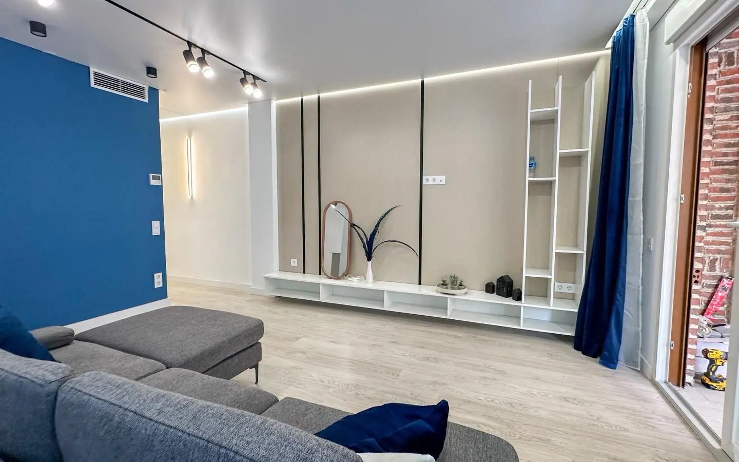 2-bedroom Apartment In Torrevieja, Spain (90 M²)