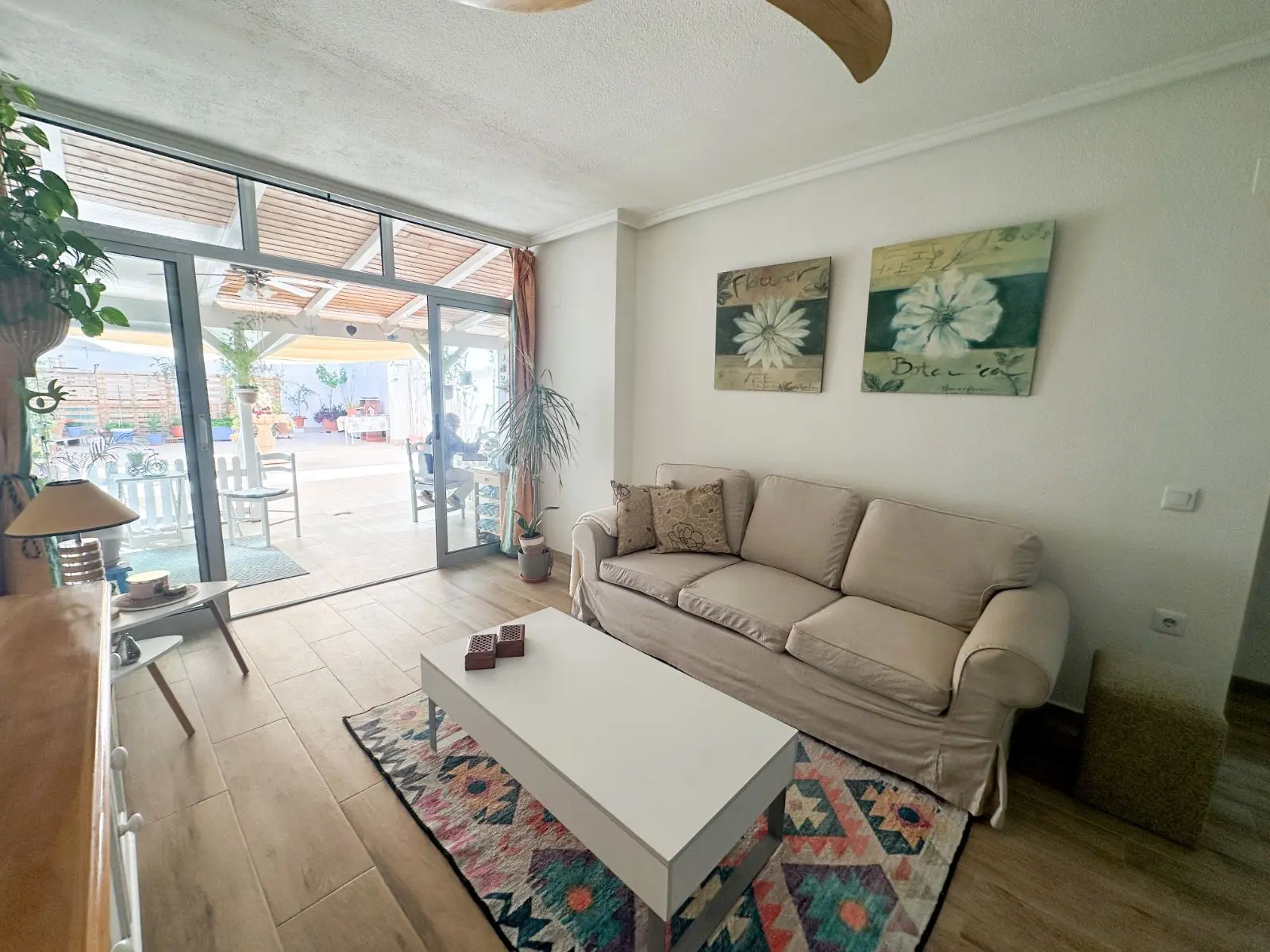 Apartment Of 64 M² In Torrevieja, Spain