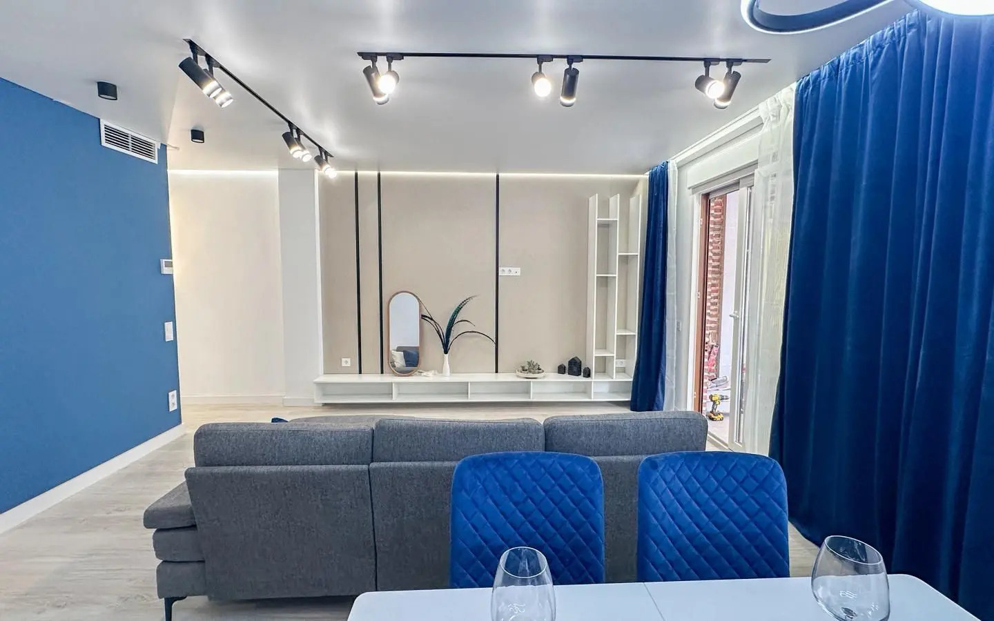 2-bedroom Apartment In Torrevieja, Spain (90 M²)