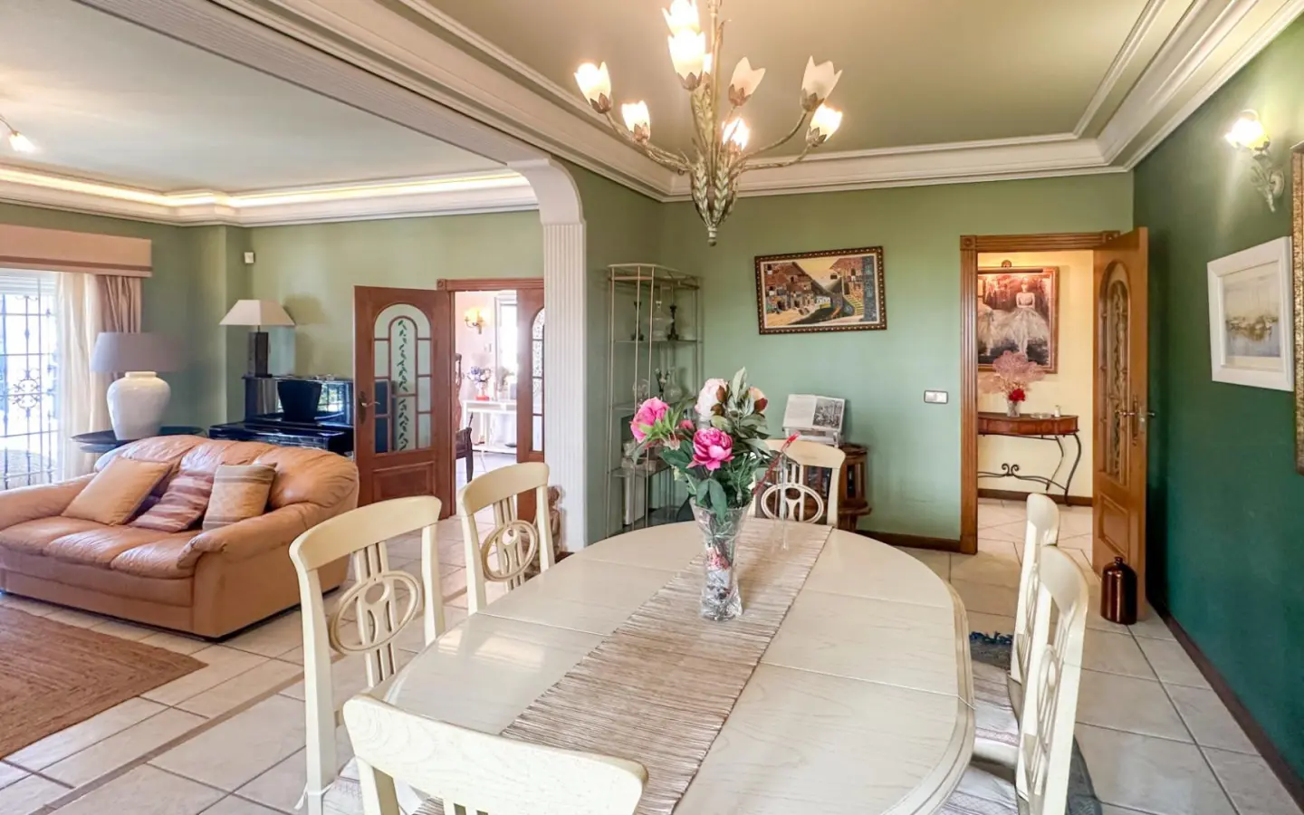 Villa Of 290 M² In Torrevieja, Spain