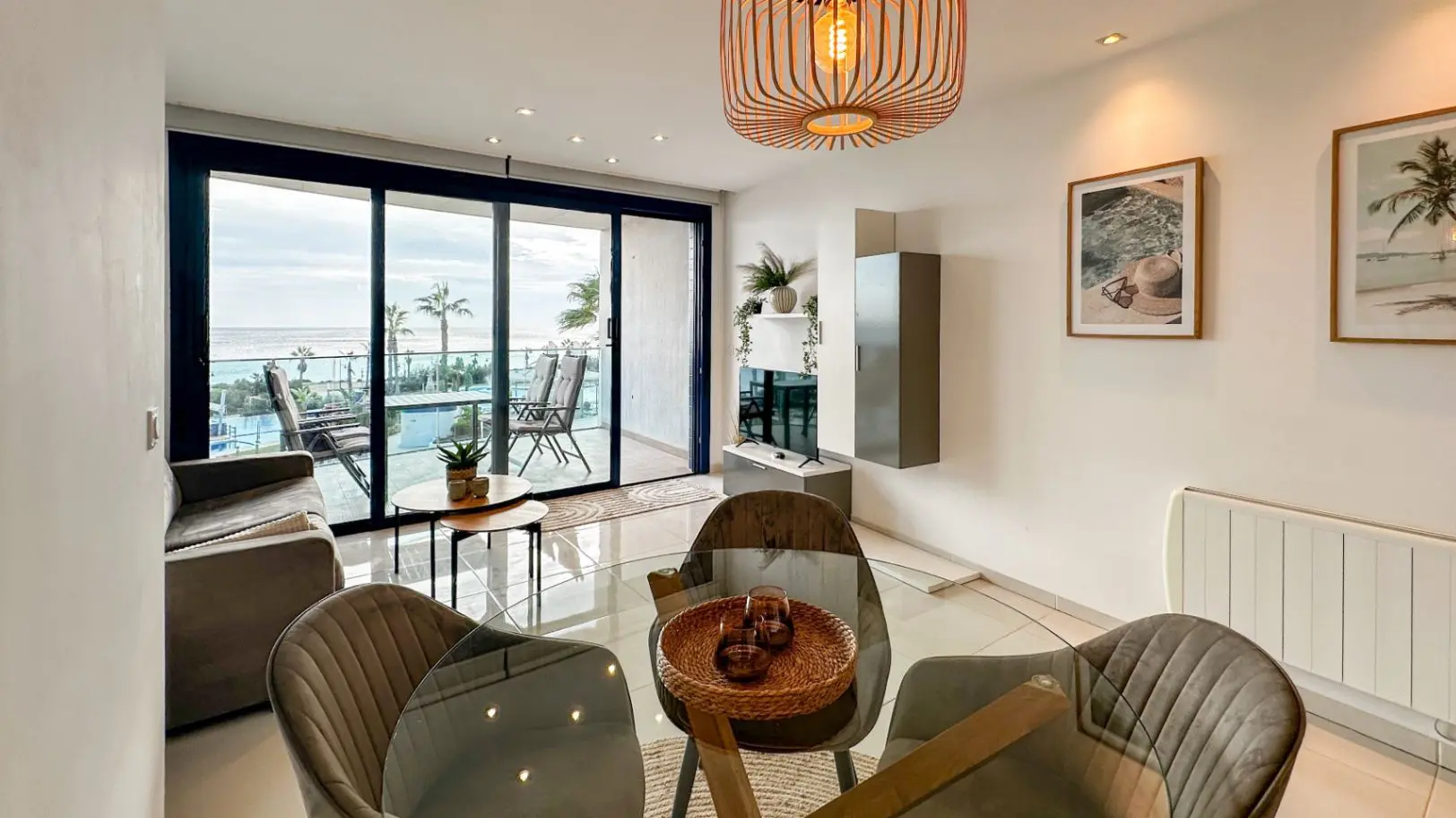 Apartment Of 93 M² In Torrevieja, Spain