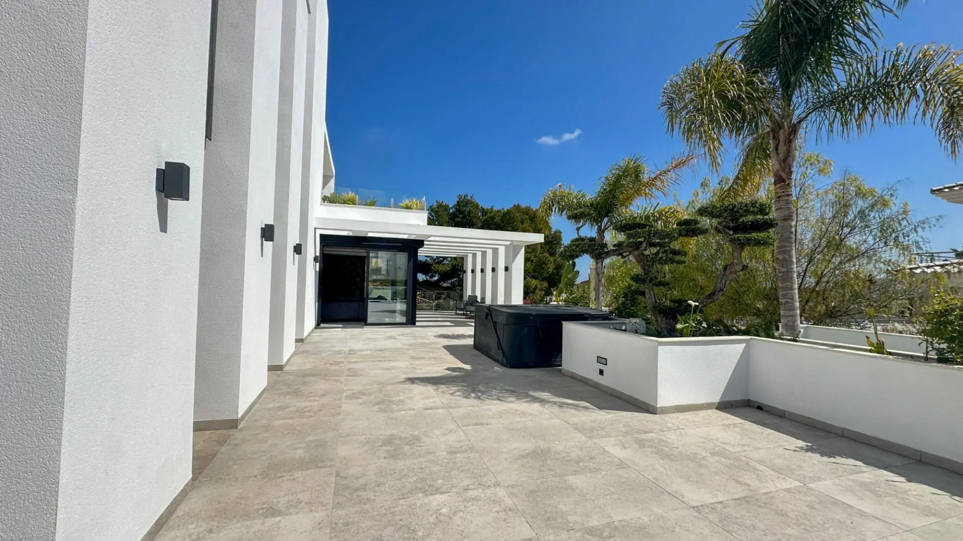Villa Of 527 M² With Sea Views In Orihuela Costa, Spain