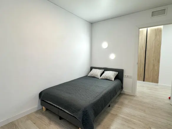 2-bedroom Apartment In Torrevieja, Spain (90 M²)