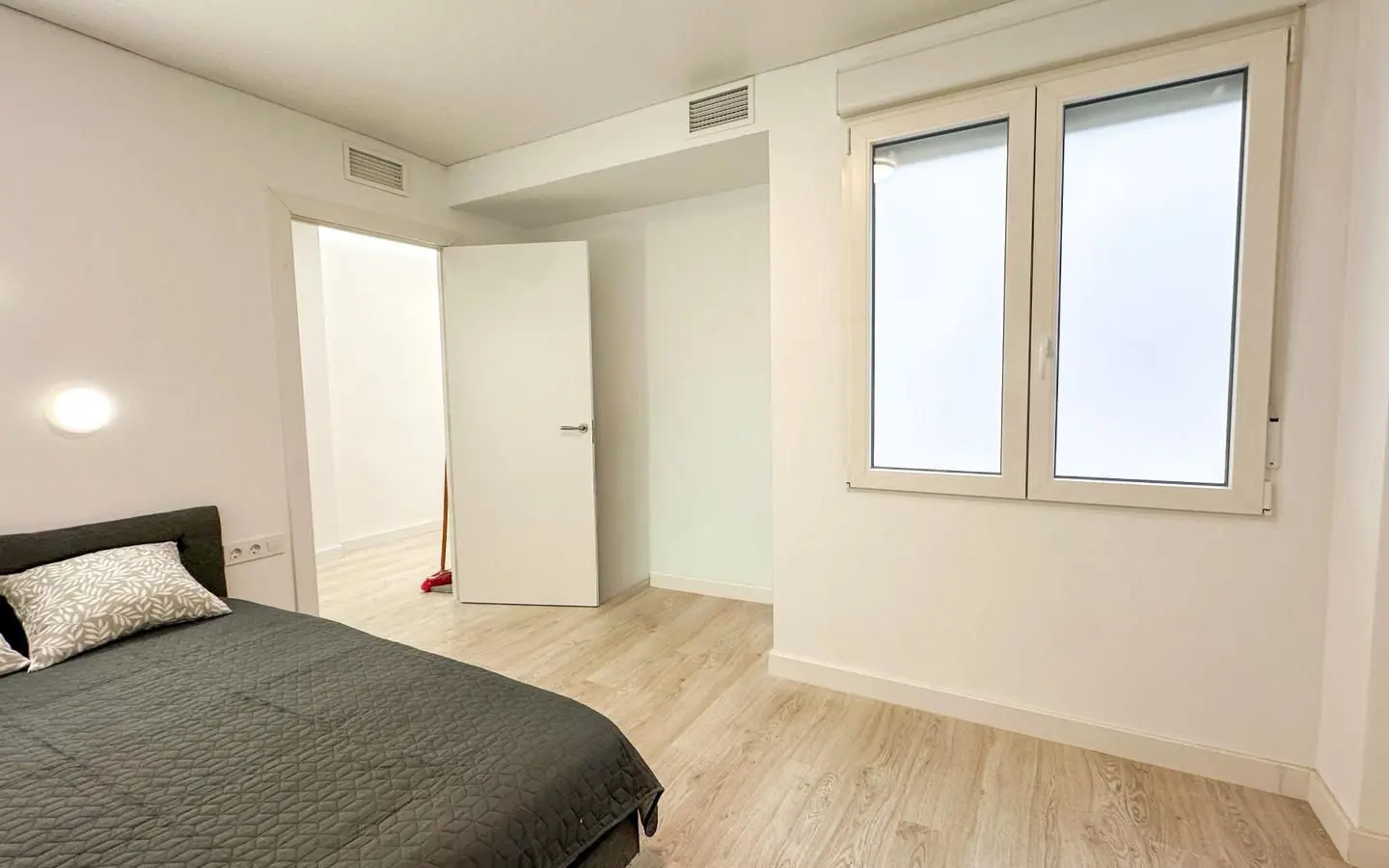 2-bedroom Apartment In Torrevieja, Spain (90 M²)