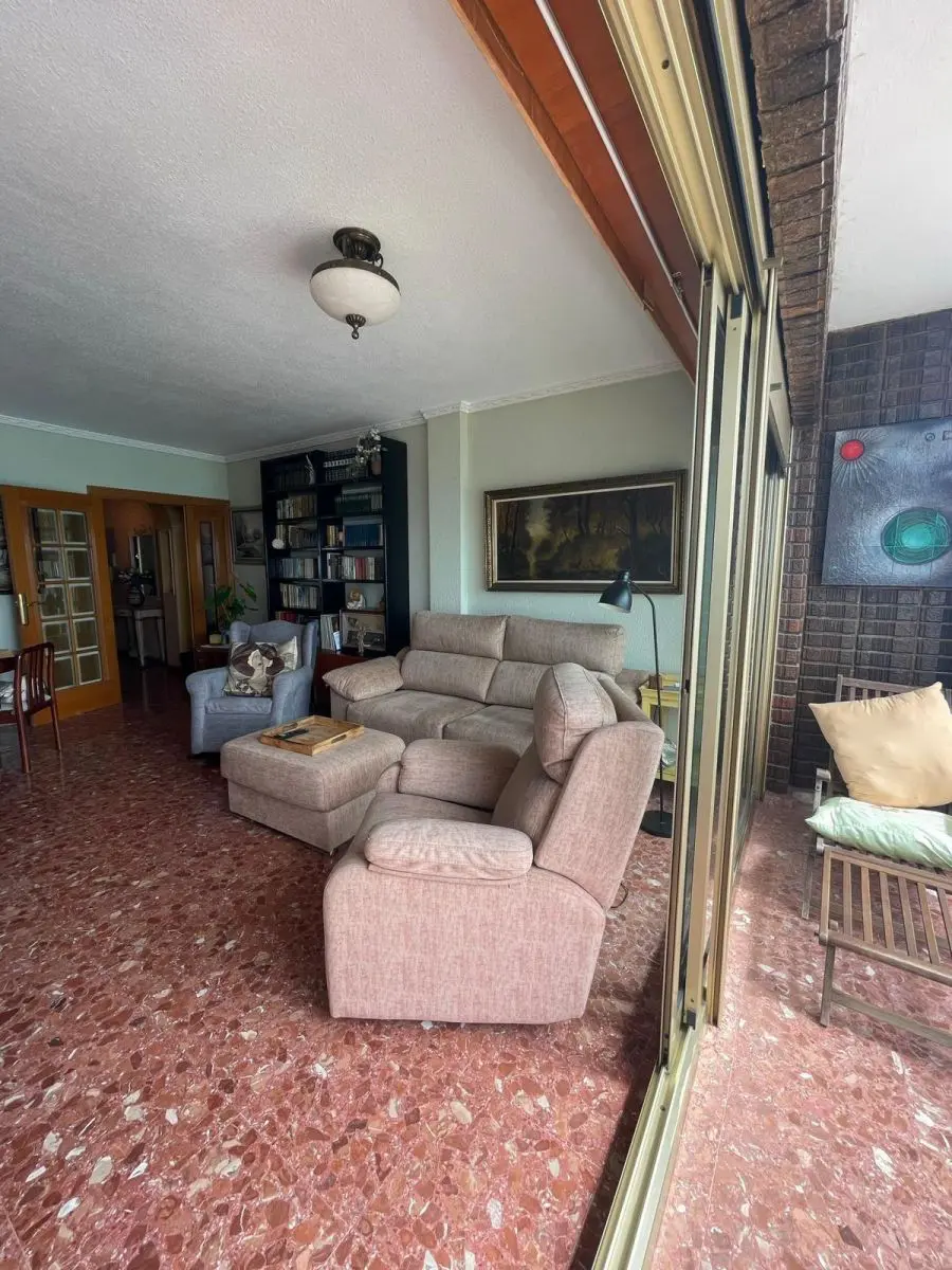 Apartment Of 160 M² In Torrevieja, Spain