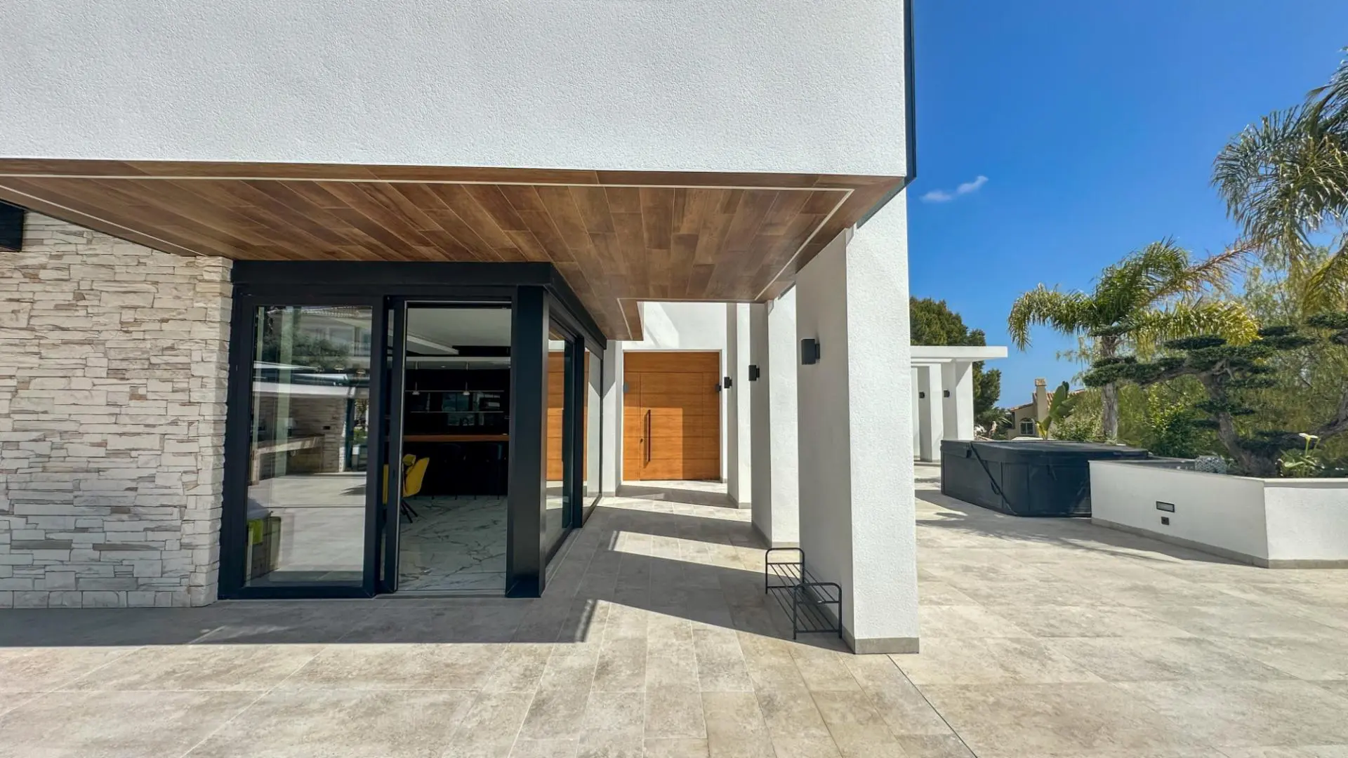 Villa Of 527 M² With Sea Views In Orihuela Costa, Spain