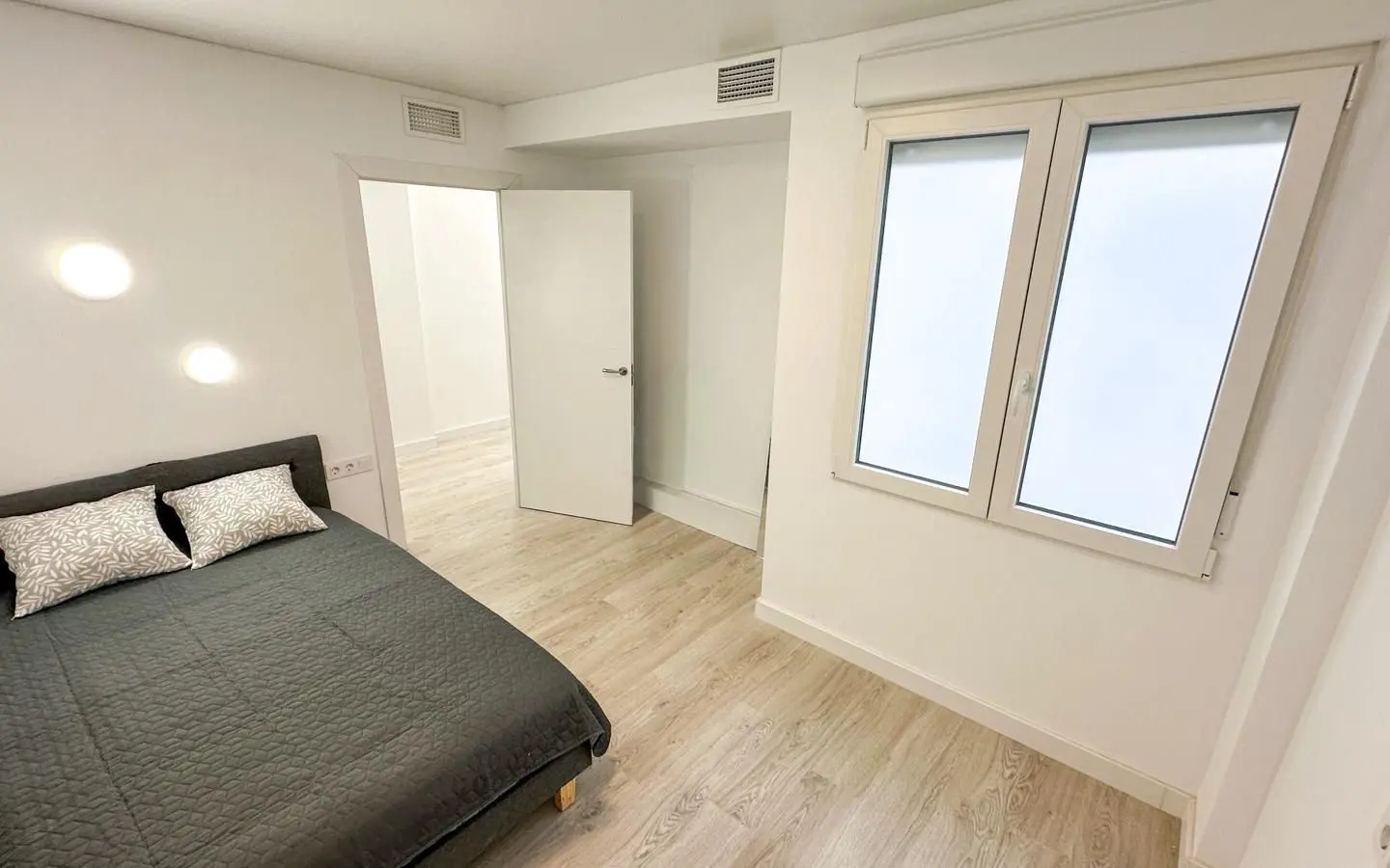 2-bedroom Apartment In Torrevieja, Spain (90 M²)